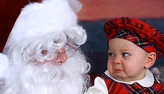 Ѝ реков на ќерка ми дека Дедо Мраз не постои